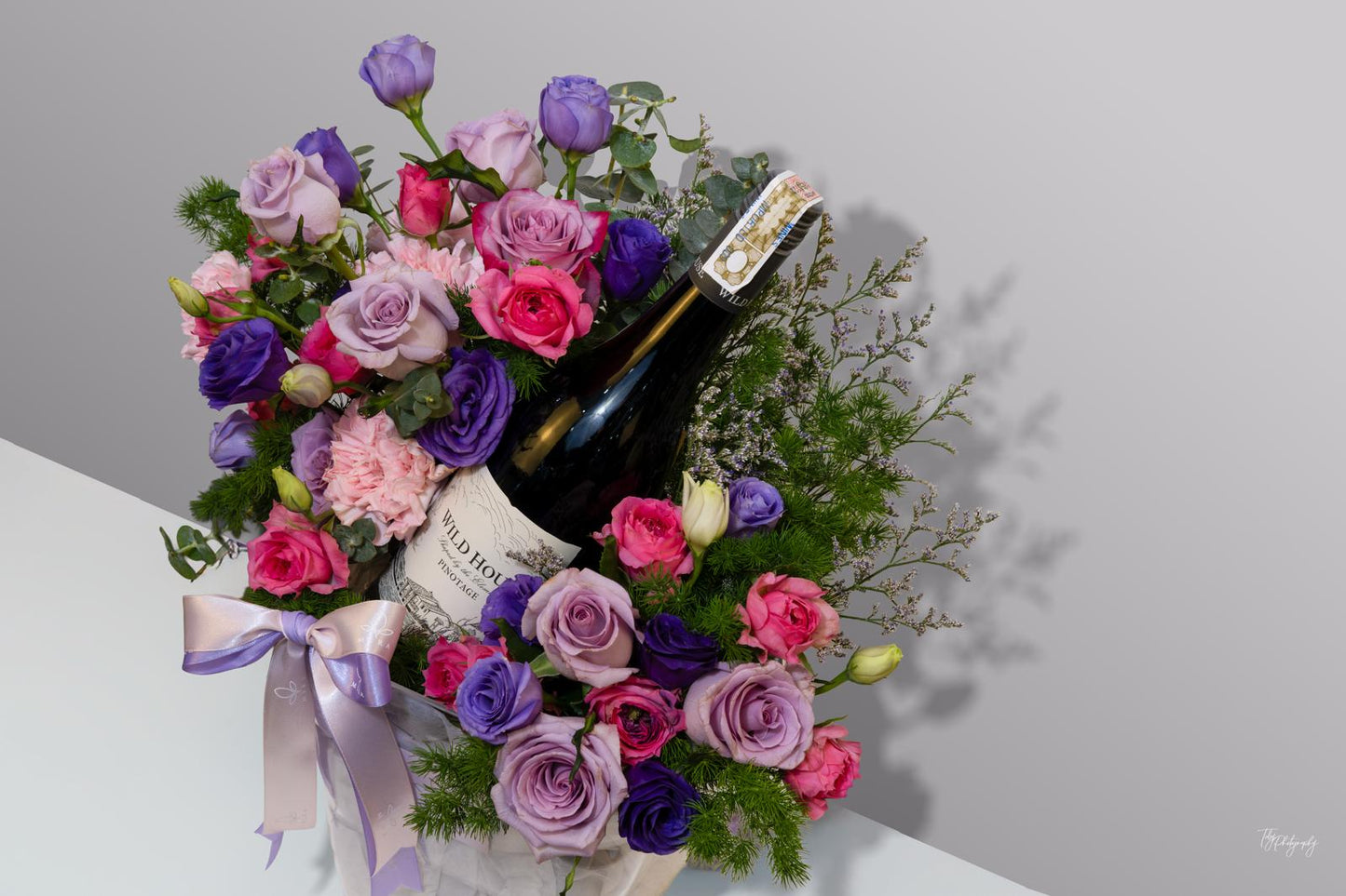 Velvet Vino Bloom Box